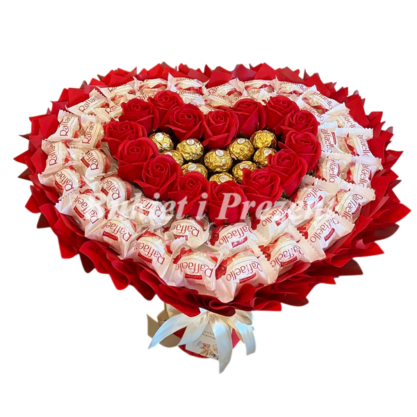 Подарок на 40 50 55 65 Сладкий мега букет в форме сердца с конфетами Raffaello и Ferrero Rocher (размер сердца 45 см * 38 см) bgs010 фото