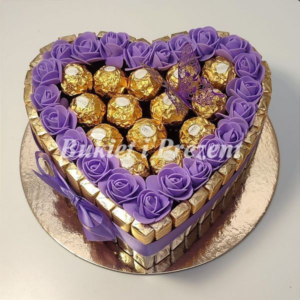 Подарок в форме сердца со сладостями Ferrero Rocher, Merci и розами лавандового цвета ss014 lawendowy фото
